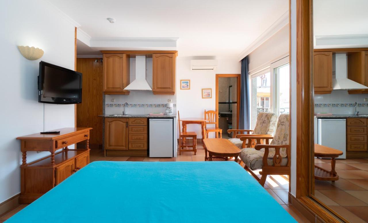 Apartamentos Leonor Carihuela Torremolinos Buitenkant foto