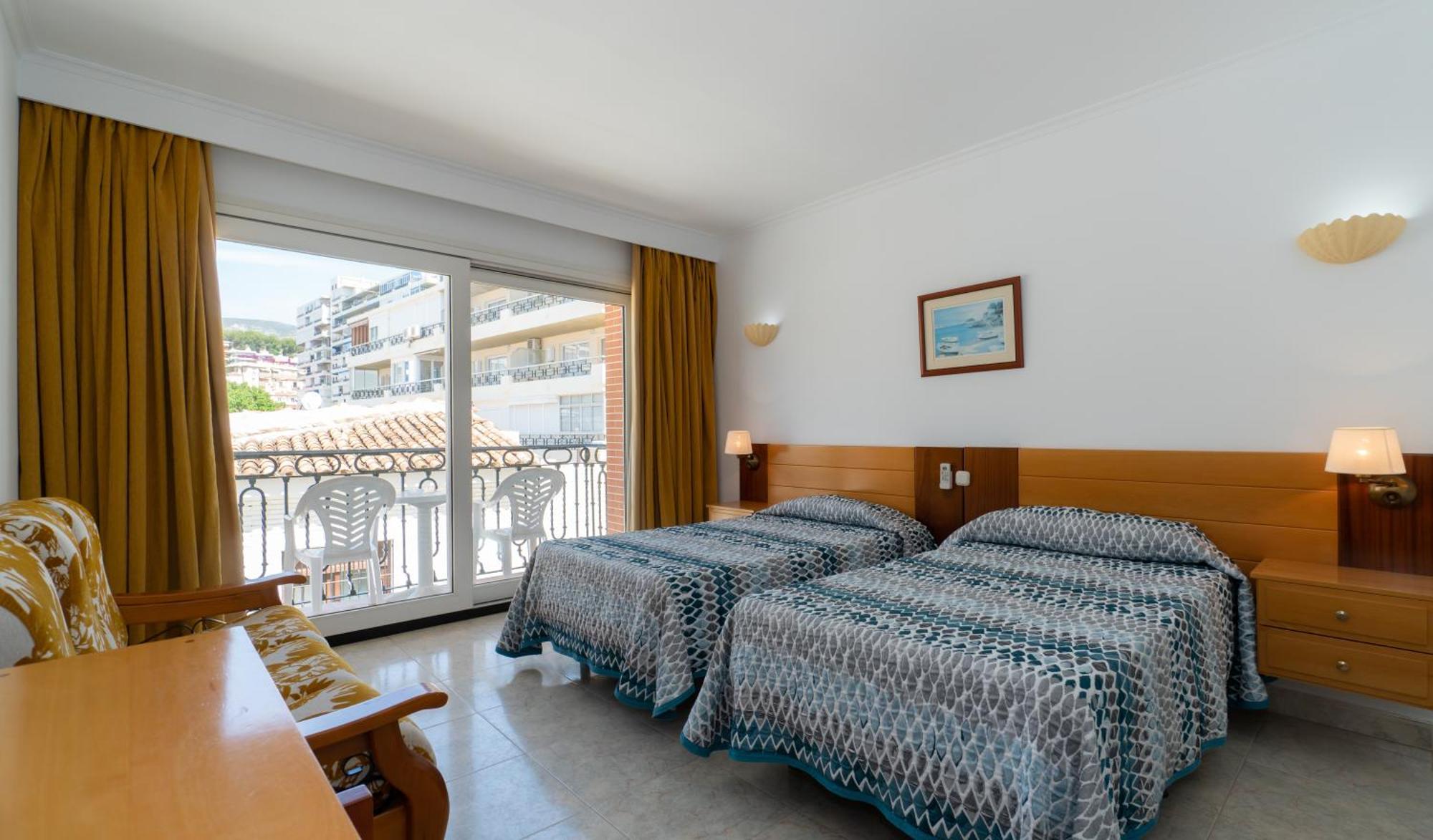 Apartamentos Leonor Carihuela Torremolinos Buitenkant foto