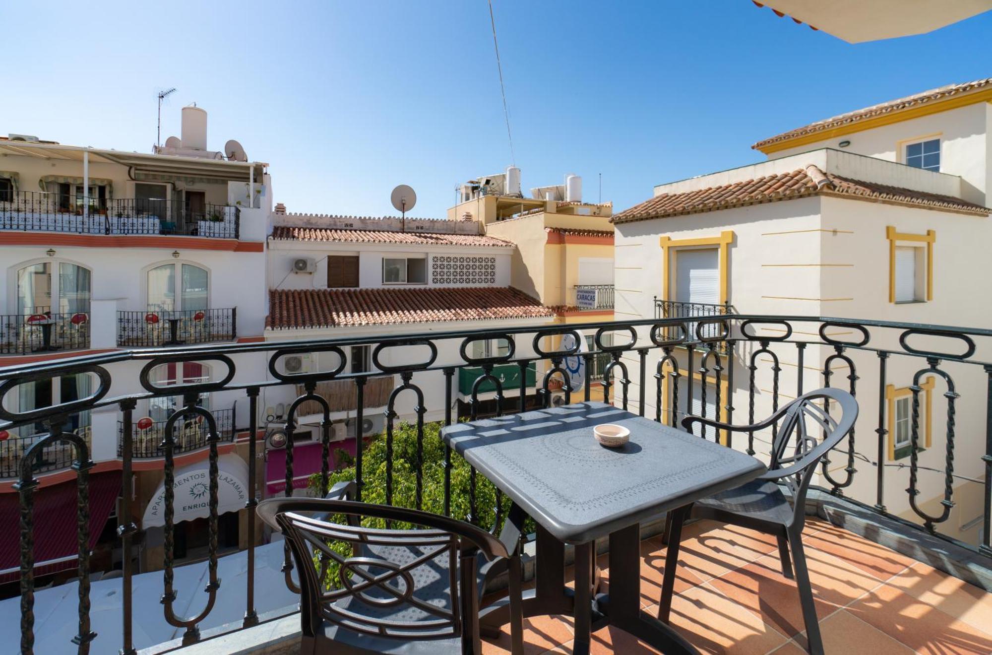 Apartamentos Leonor Carihuela Torremolinos Buitenkant foto