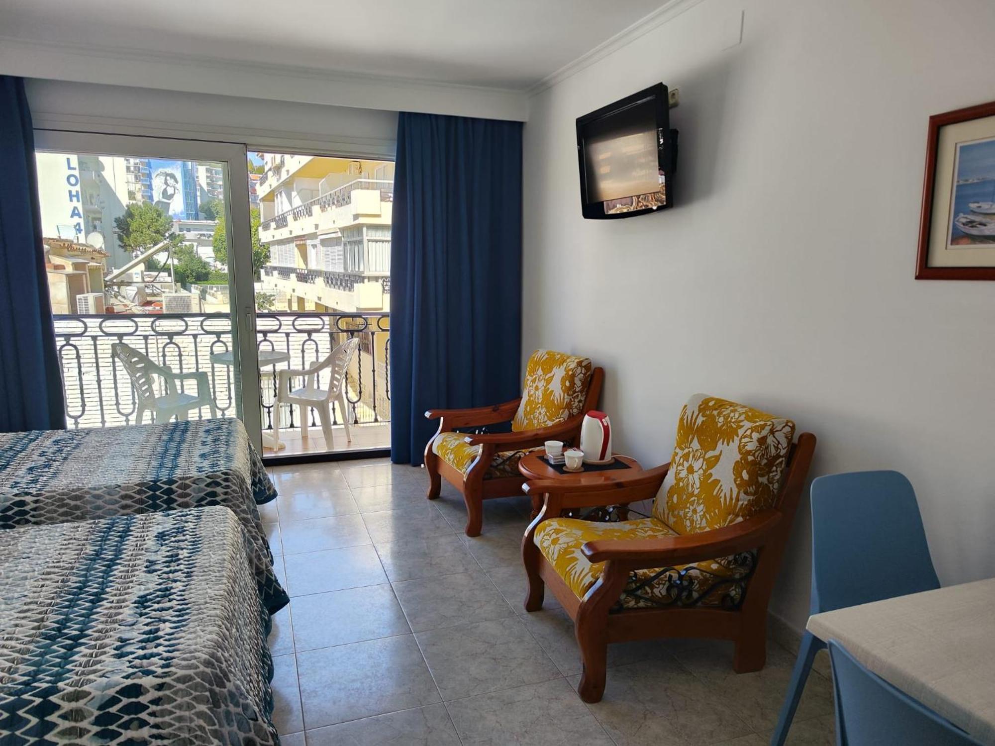 Apartamentos Leonor Carihuela Torremolinos Buitenkant foto