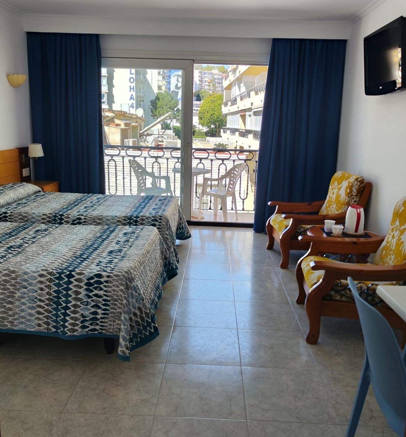 Apartamentos Leonor Carihuela Torremolinos Buitenkant foto