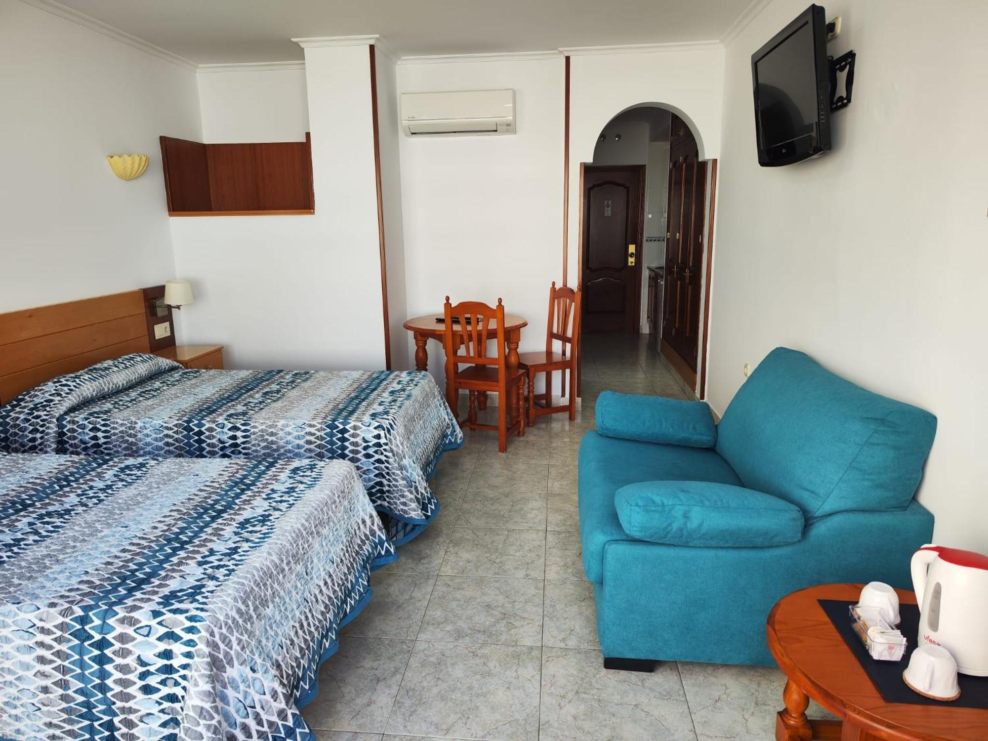 Apartamentos Leonor Carihuela Torremolinos Buitenkant foto